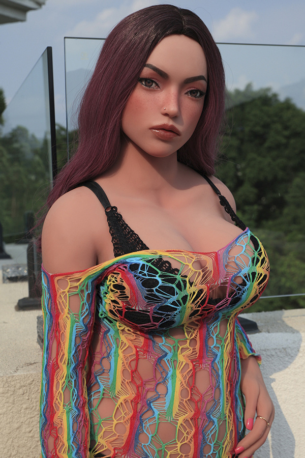 big chest sex doll